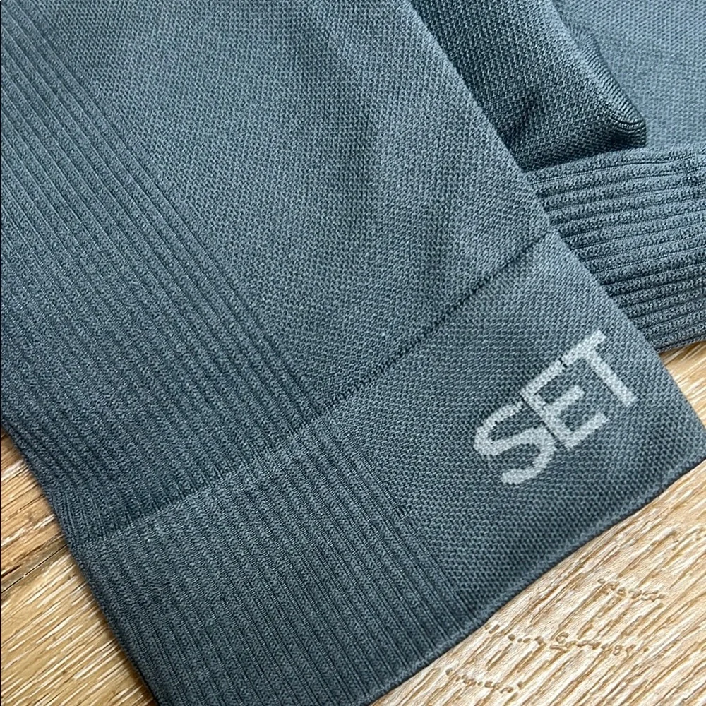 Set Active One-Shoulder Bra - Picture 3 of 7